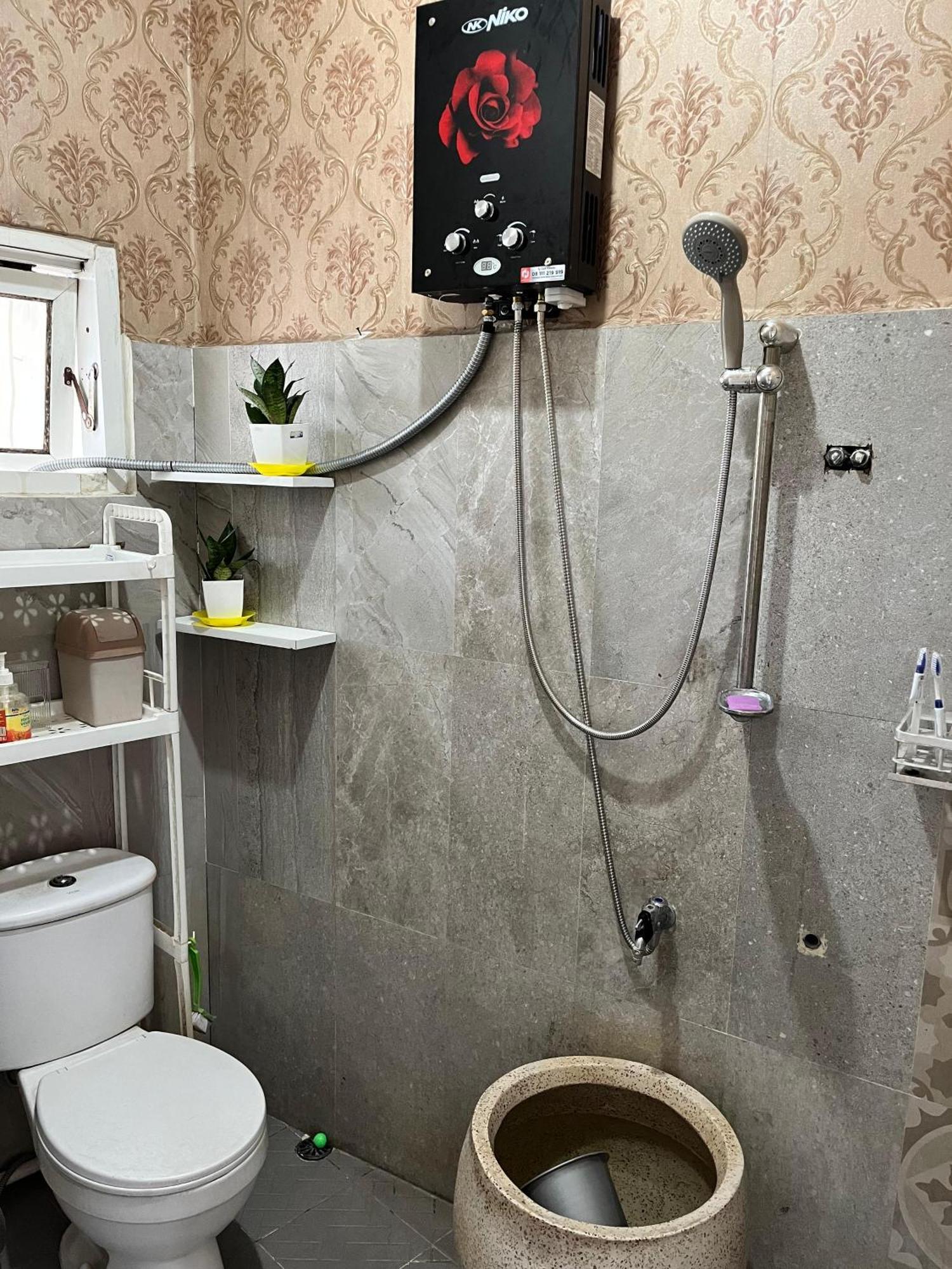 Java Hostel Tumpak Sewu Sidomukti Extérieur photo